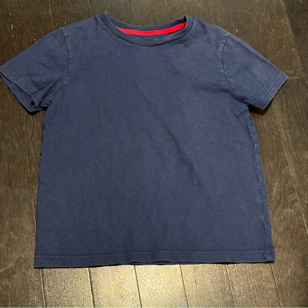 Mini Boden navy blue T-shirt